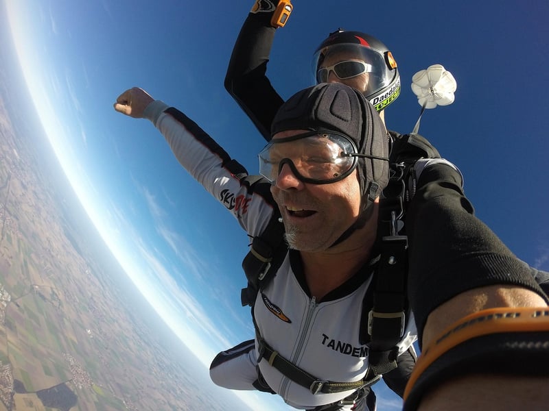 Defy Gravity in Skydives